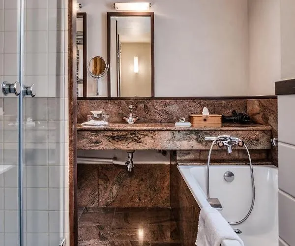 Du Bois Prin Hotel 4*