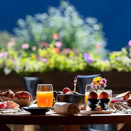 فندق أوبرج دو بوا بران 4*